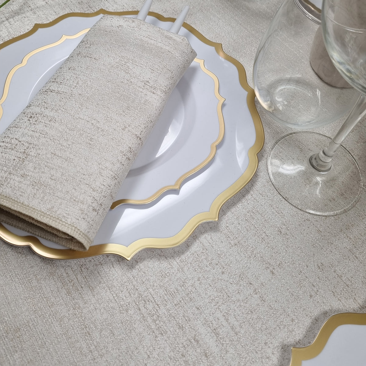 Cream Gold Napkins- Set of 6 – Belletabledecor