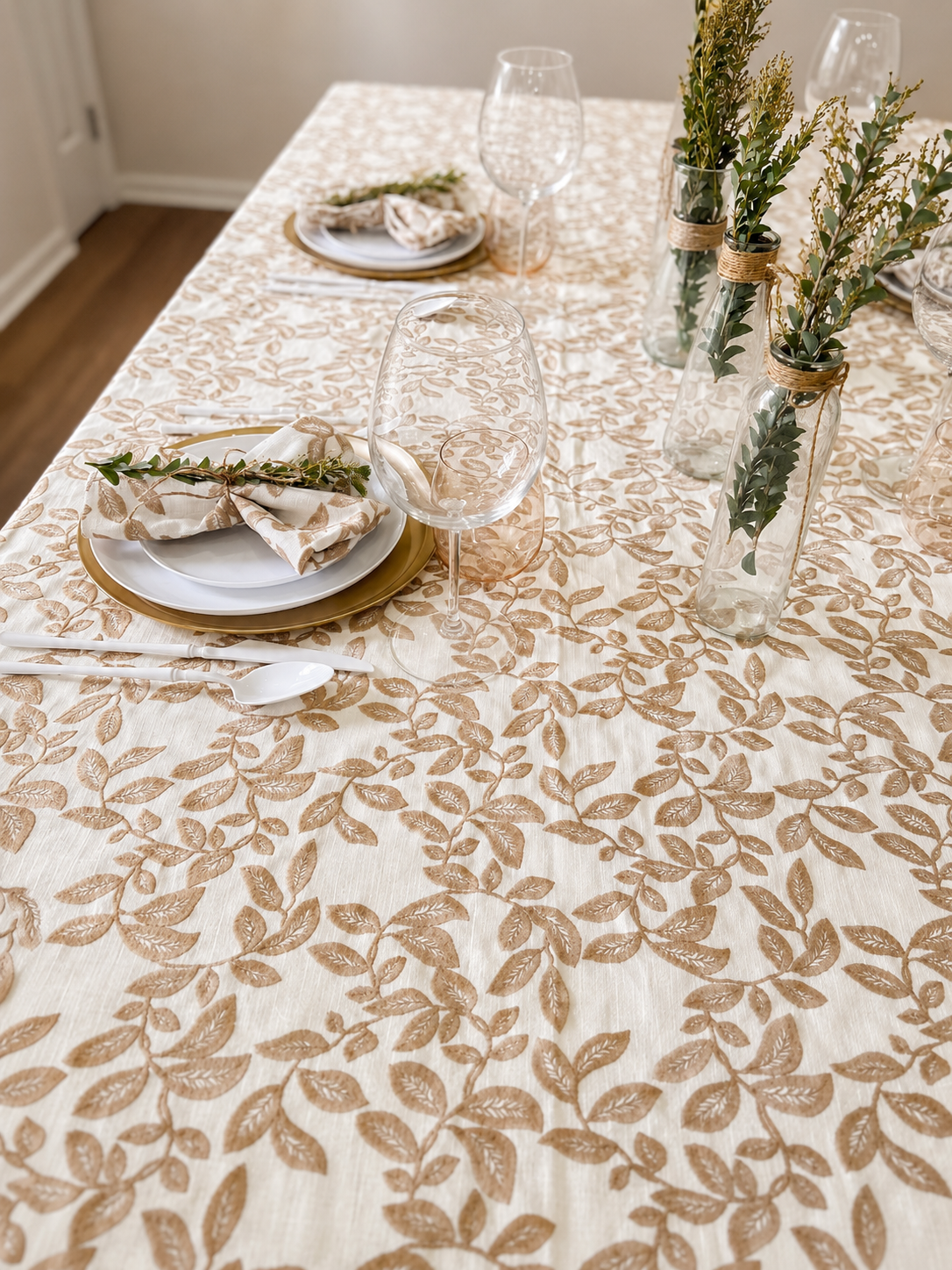 The Laurel Embroidered Leaf Tablecloth & Napkins