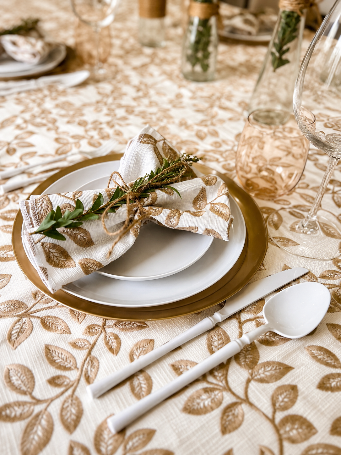 The Laurel Embroidered Leaf Tablecloth & Napkins