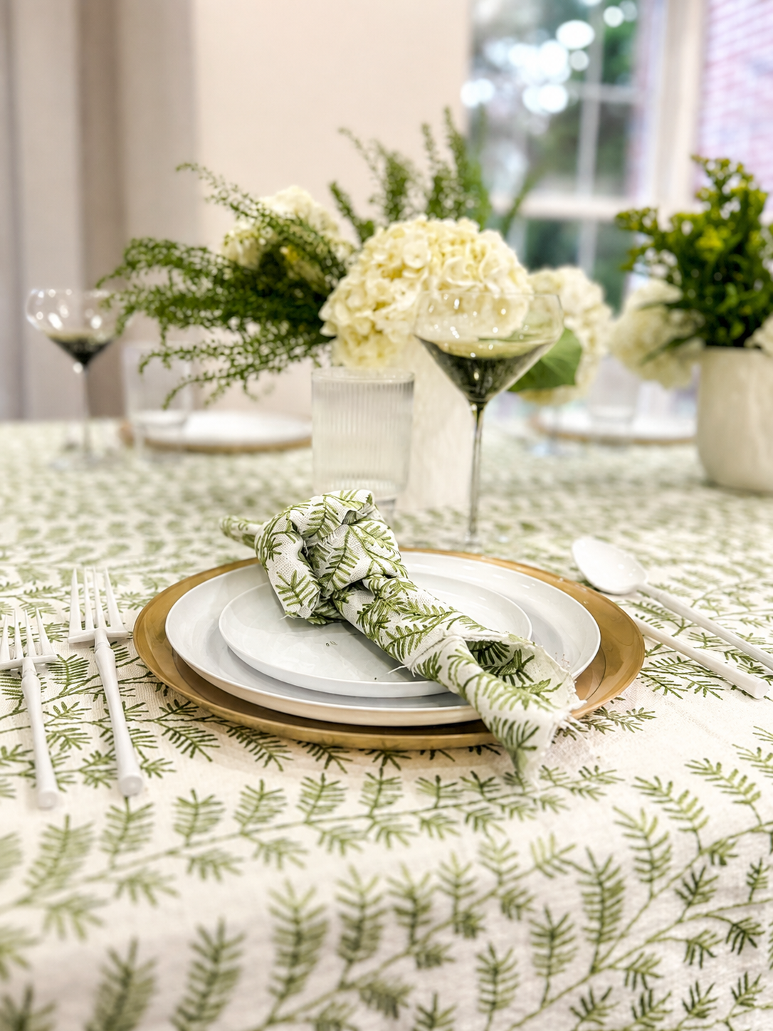 The Jardin Green Embroidered Tablecloth & Napkins