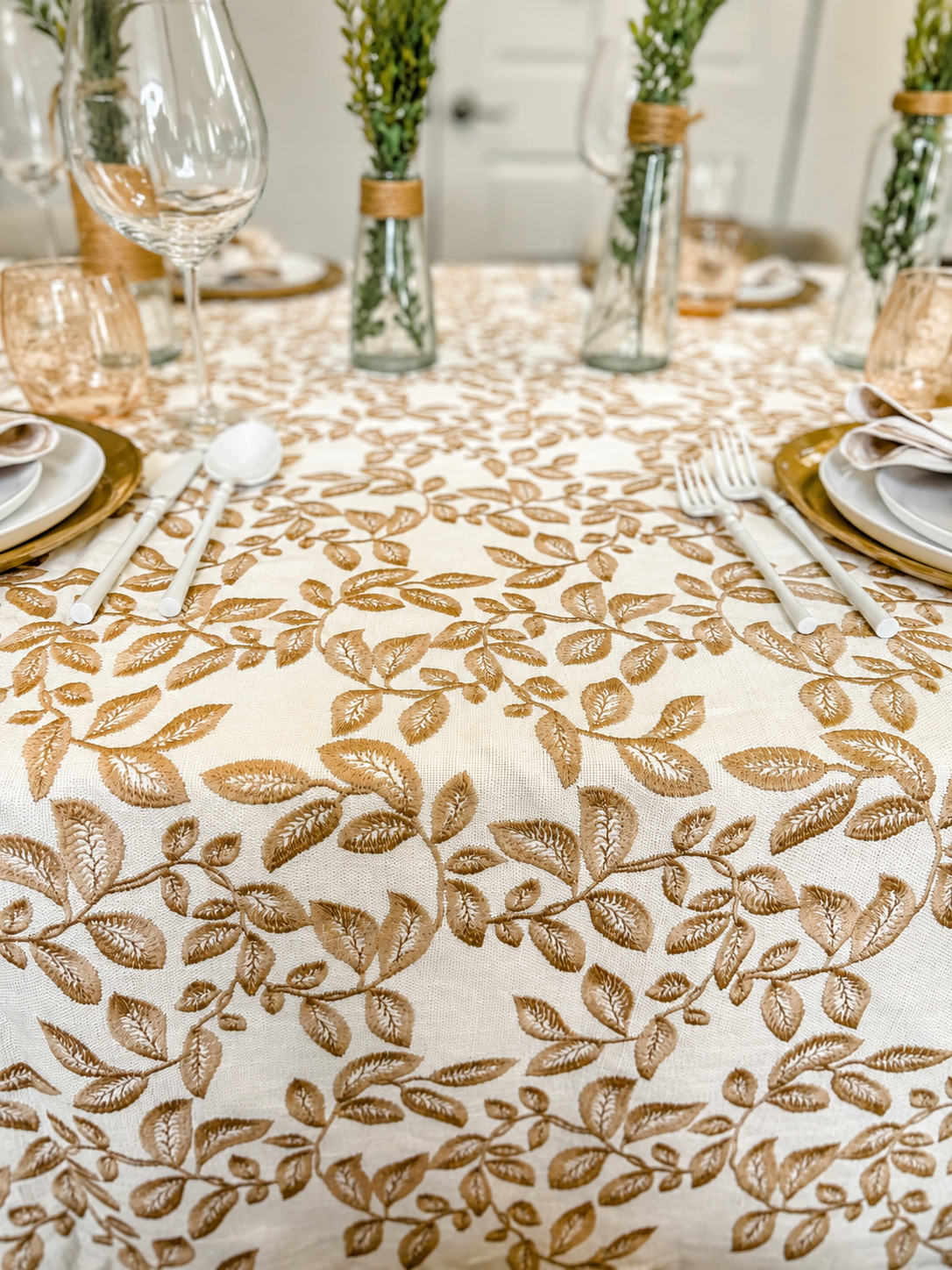 The Laurel Embroidered Leaf Tablecloth & Napkins