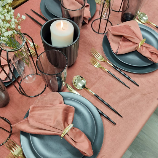 Velvet Wine Tablecloth