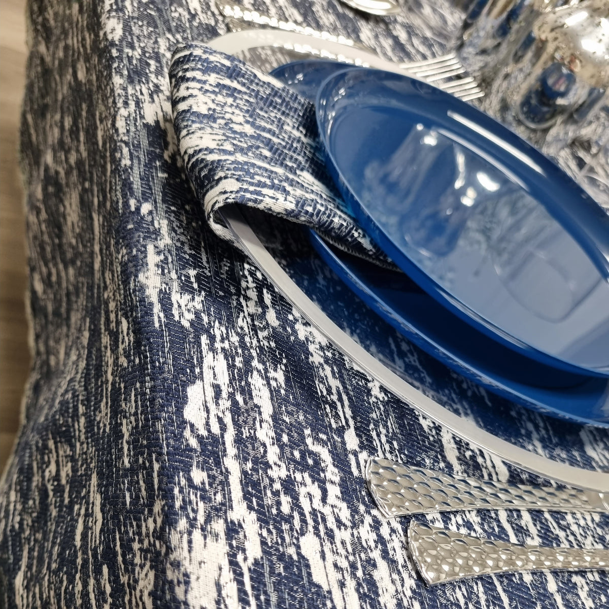 Double Sided Metallic Navy/Silver Tablecloth