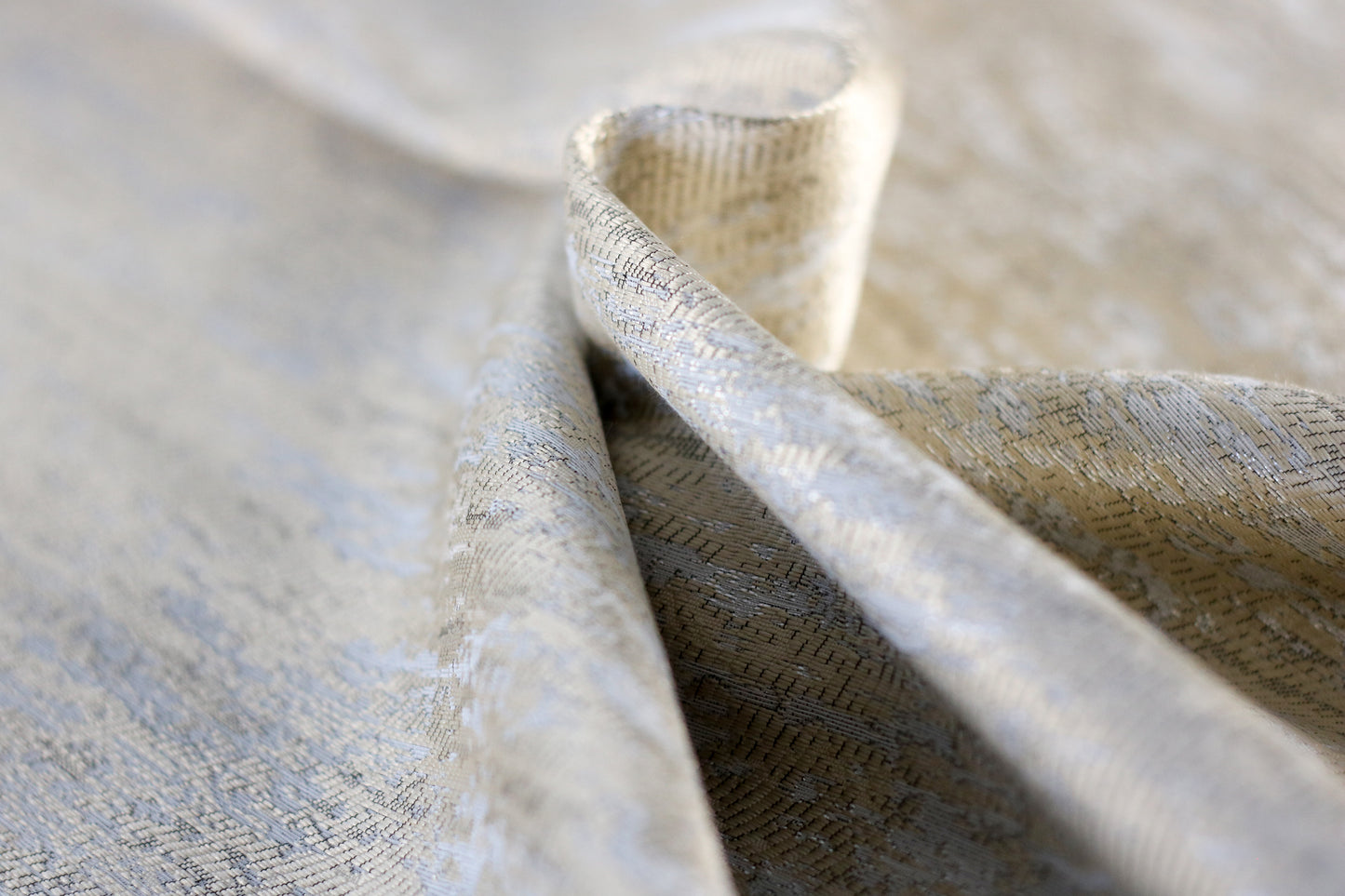 Double Sided Metallic Gold/Silver Tablecloth