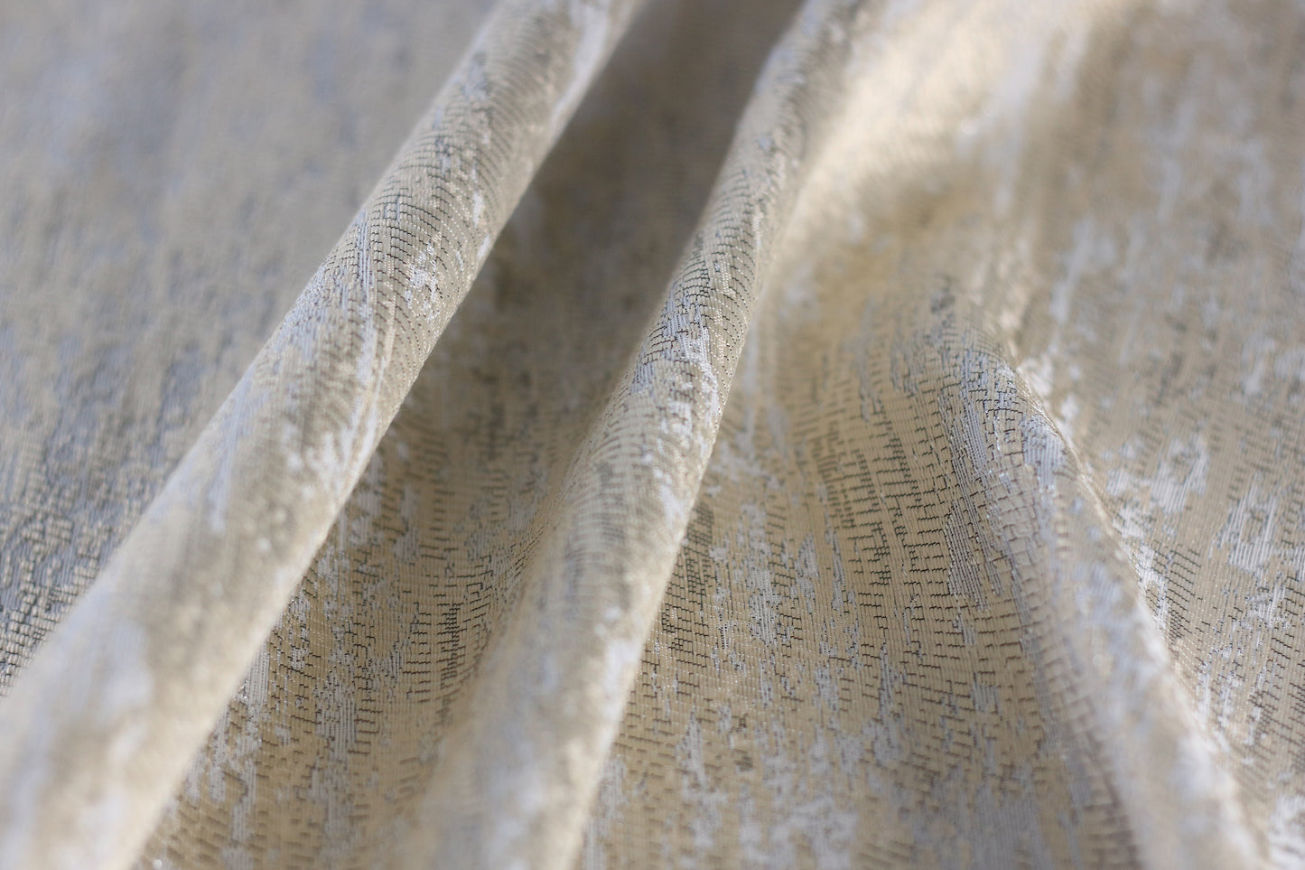Double Sided Metallic Gold/Silver Tablecloth