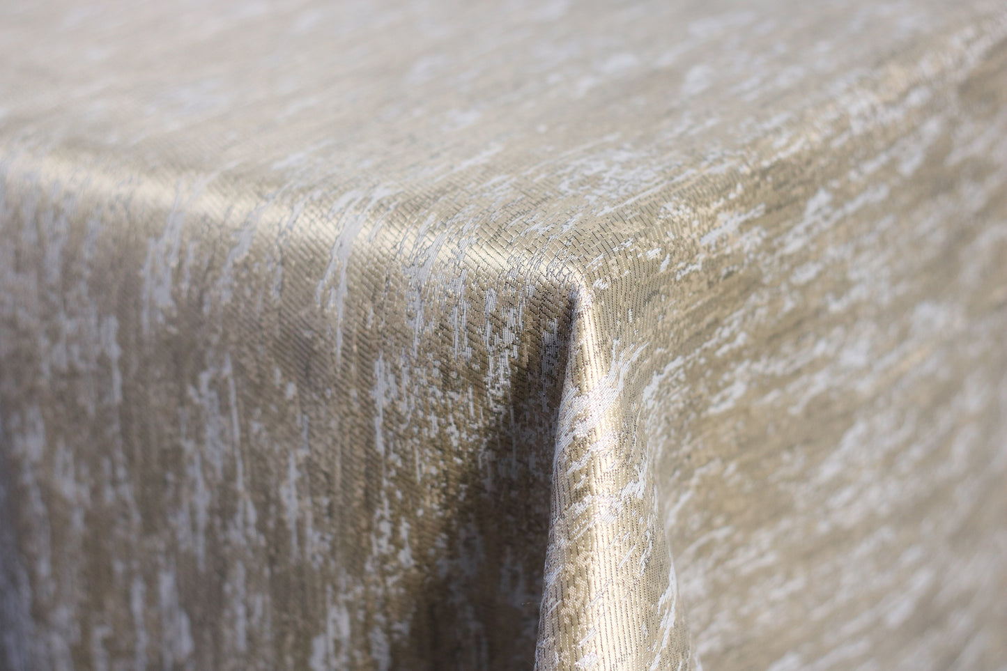 Double Sided Metallic Gold/Silver Tablecloth