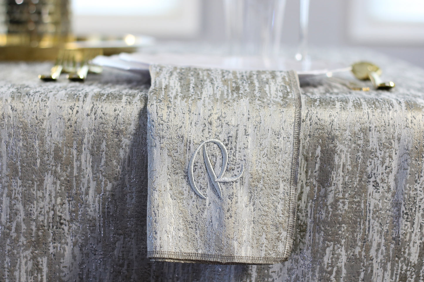Double Sided Metallic Gold/Silver Tablecloth