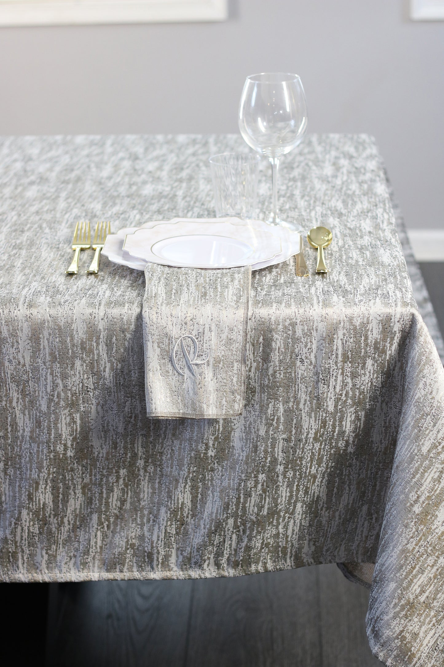 Double Sided Metallic Gold/Silver Tablecloth
