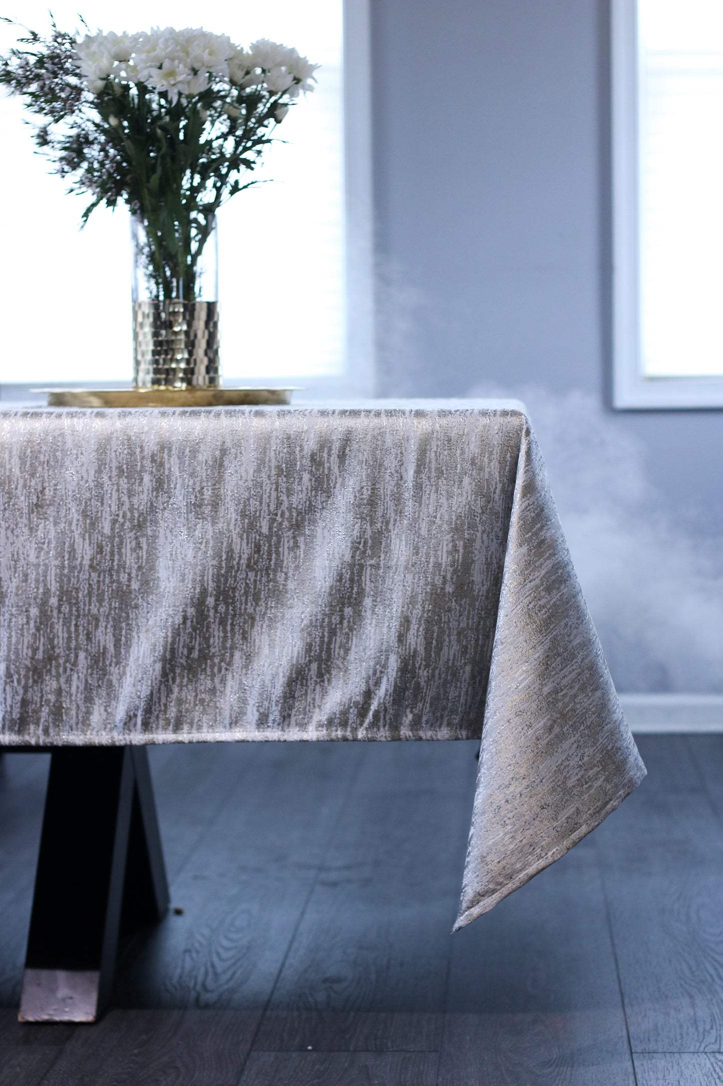 Double Sided Metallic Gold/Silver Tablecloth